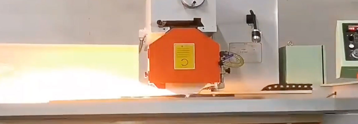 M&aacute;quina de Gr&atilde;e de Superf&iacute;cie