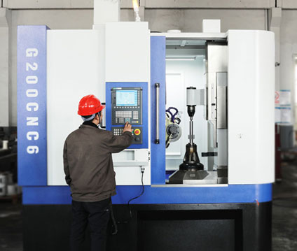 G200 Gear Hobber Sucesso na Bélgica: aceitação total